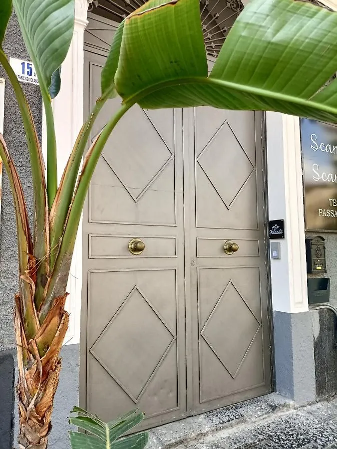 Luxury B&B Iolanda Catane Couette-café