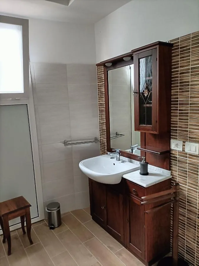 Luxury B&B Iolanda Catane Couette-café